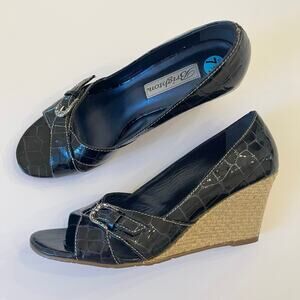 Brighton Riva Espadrille Wedge Sandal 7.5 Navy Crocodile Embossed Buckle Patent